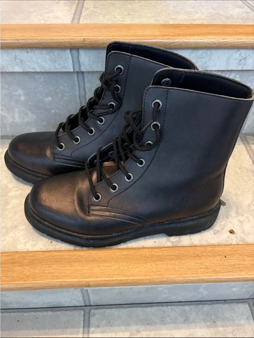 Women’s Black Lace-Up Combat Boots-Rogue+ Wolf